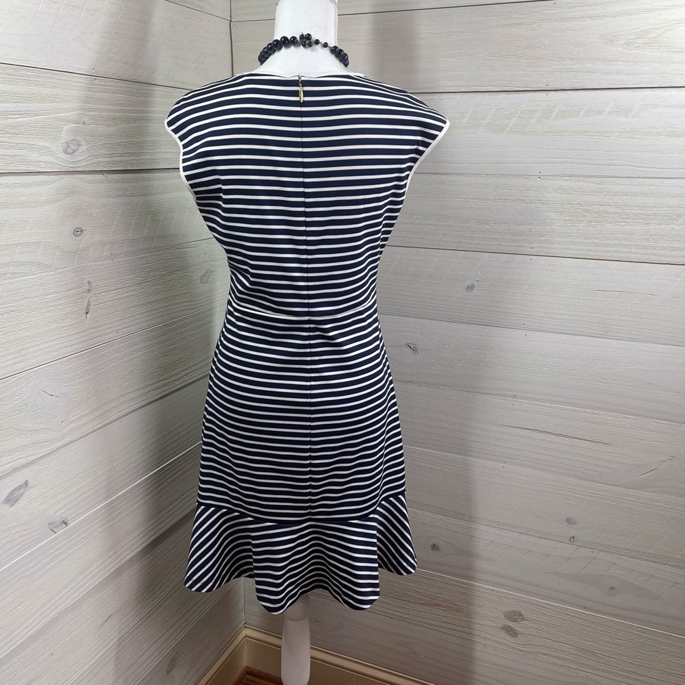 Draper James Navy & White Striped Flounce Bottom Dress S FREE SHIP - Picture 5 of 5